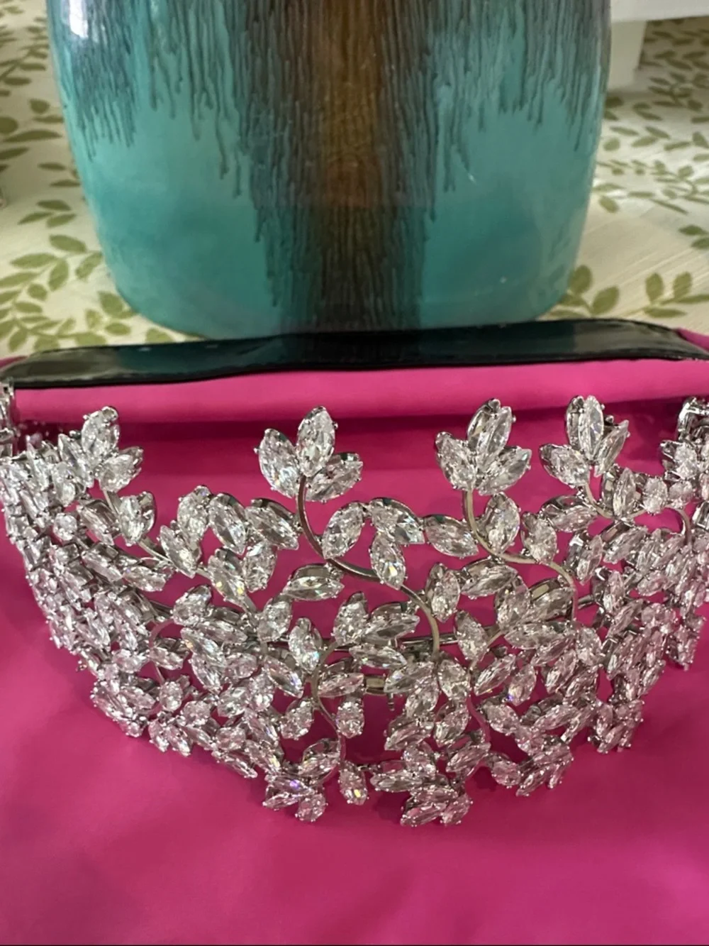 Crystal Leaf Tiara - Silver Tone - Picture 1 of 6